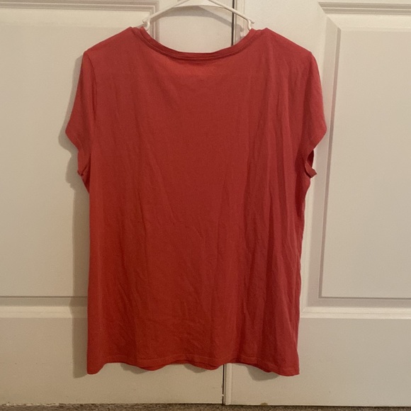 Ann Taylor Loft Top.  EUC!! - Picture 2 of 2